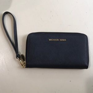 MK Pebbled Leather Smartphone Wristlet